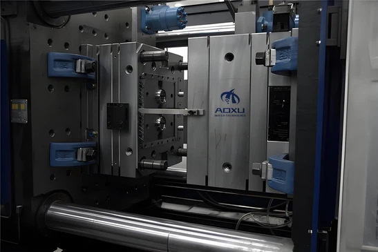 injection mould injection mould